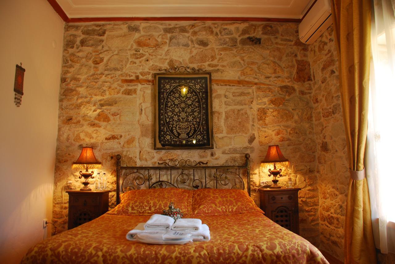 Foca Antik Otel Luaran gambar
