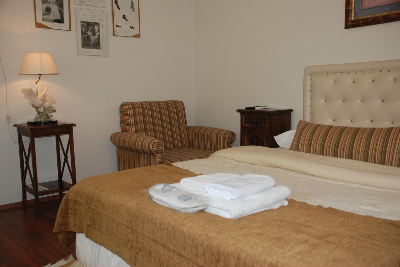 Foca Antik Otel Luaran gambar