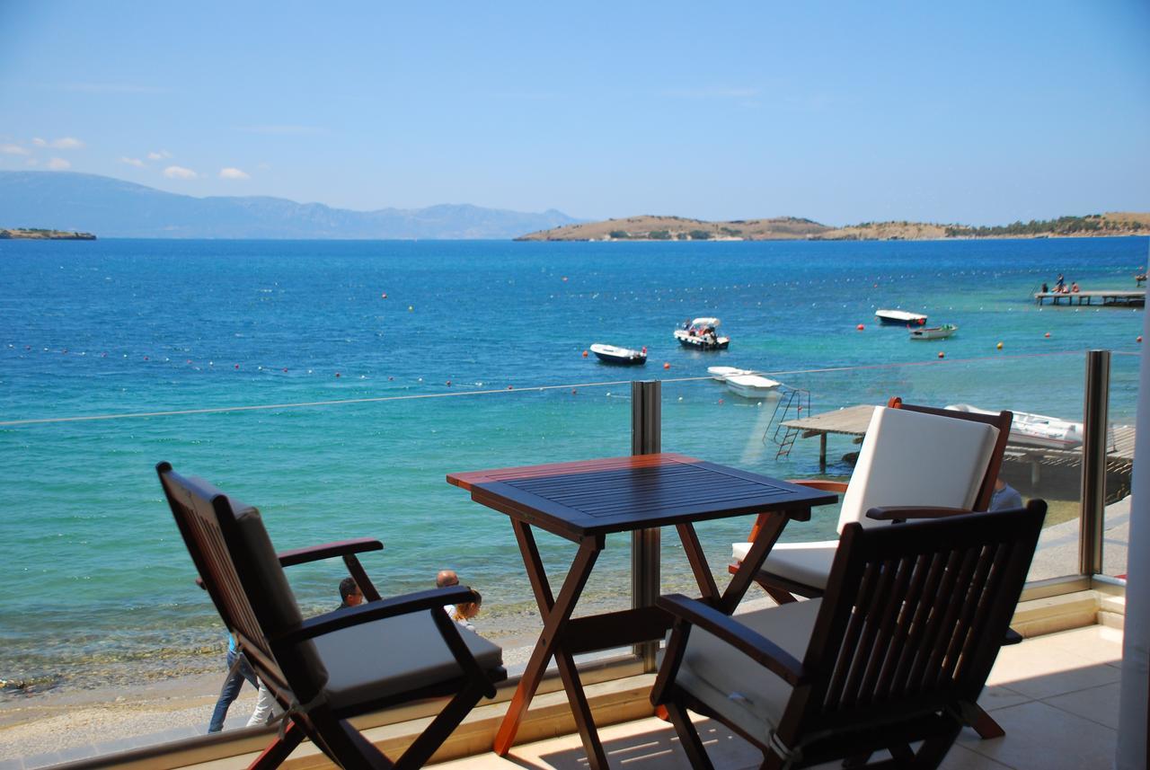 Foca Antik Otel Luaran gambar